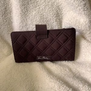 Vera Bradley wallet. Quilted fabric in brown.